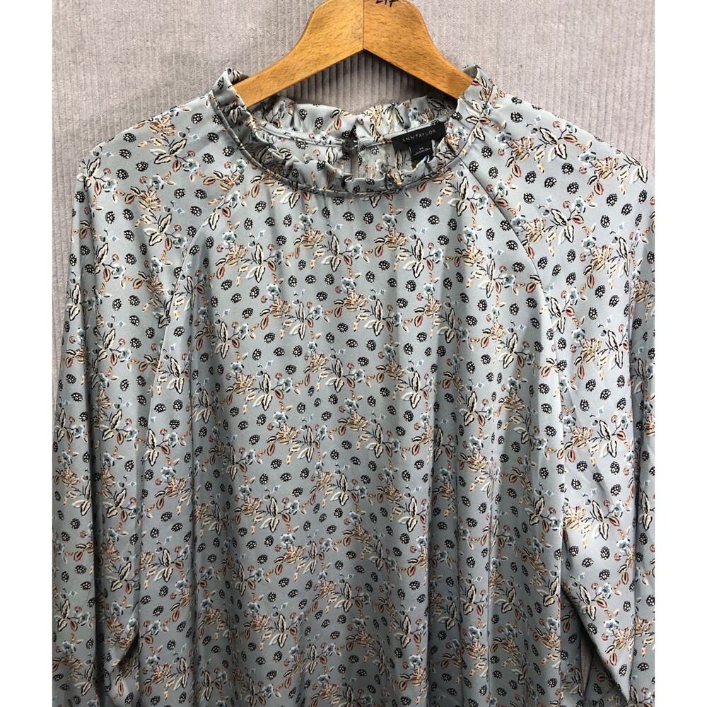 Ann Taylor Blouse Size XL Floral Mock Ruffle Neck Floral Thick Band Cuff - Picture 2 of 12